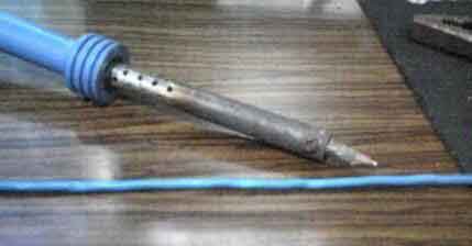 沒有熱風槍怎樣取芯片 電路板脫錫的最好辦法